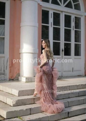 Луиза, Г. Тихвин