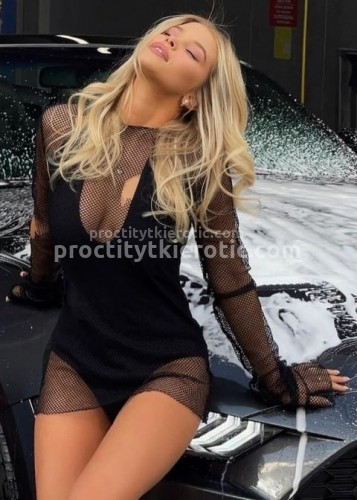 Нелли, Г. Тихвин